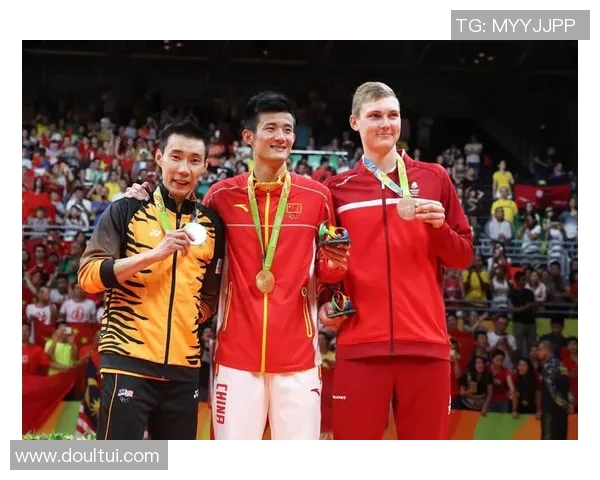 谌龙与李梓嘉激战在即羽坛新星对决引发热议与期待